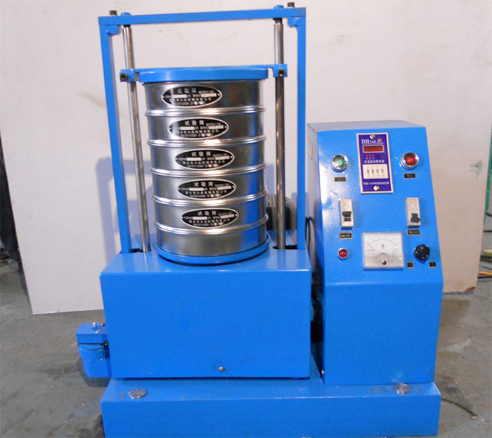 磁懸浮試驗(yàn)篩利用磁懸浮的特殊功能，能幫助該產(chǎn)品實(shí)現(xiàn)：上下，前后，左右等多種運(yùn)動(dòng)方式。