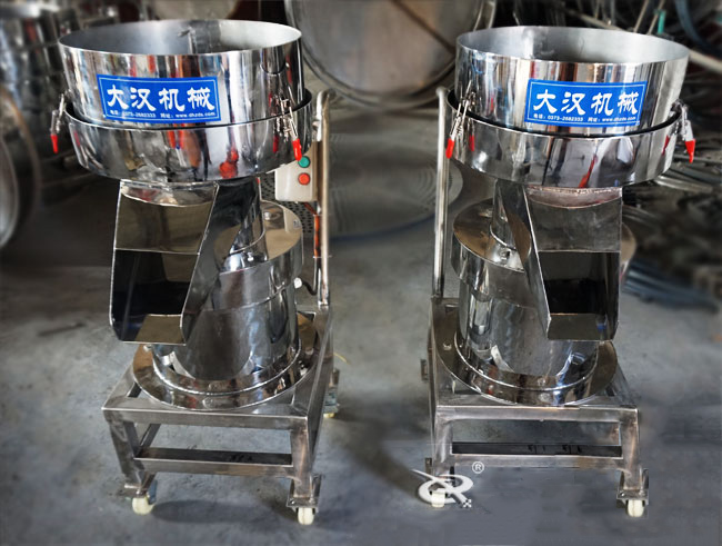 450型過(guò)濾篩機(jī)實(shí)拍：?jiǎn)螌舆^(guò)濾篩過(guò)濾，多用于液體物料的使用。